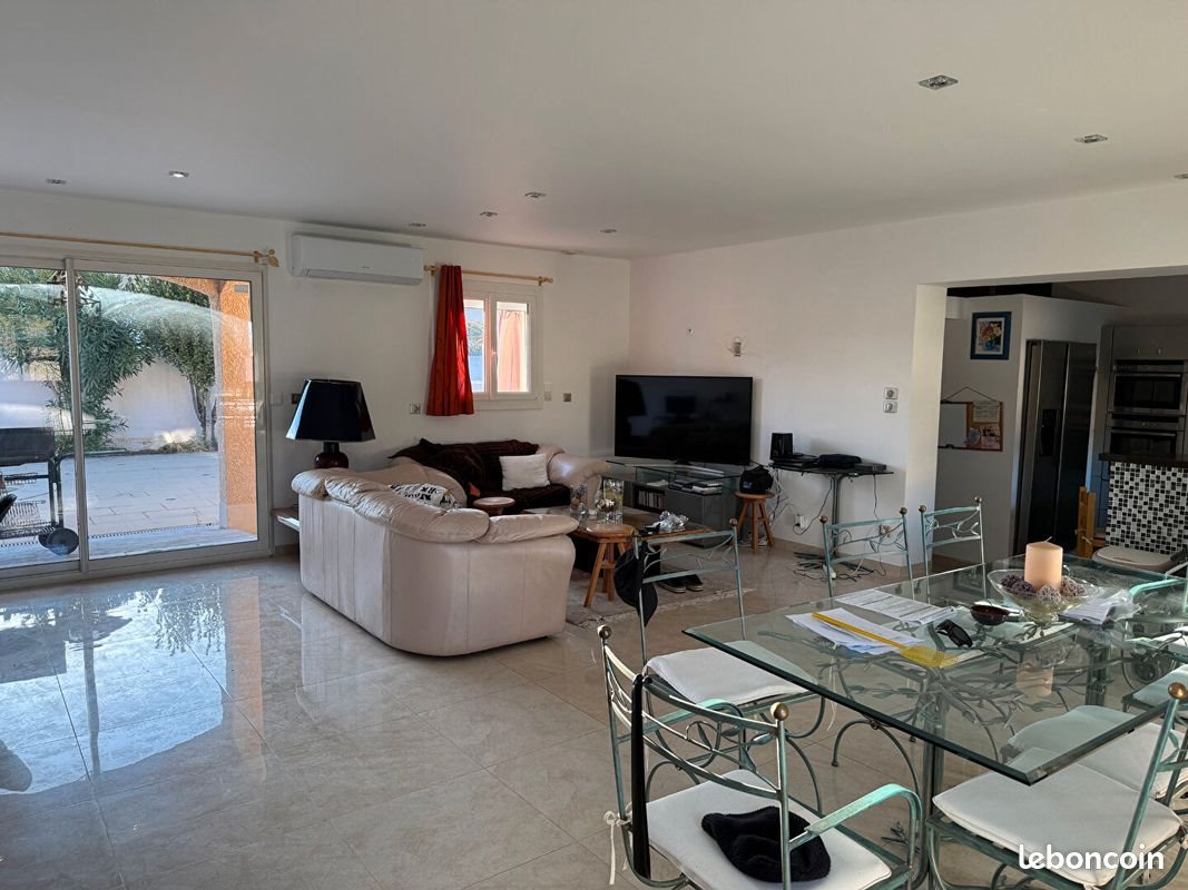 Maison à vendre, 114m², Eyguières