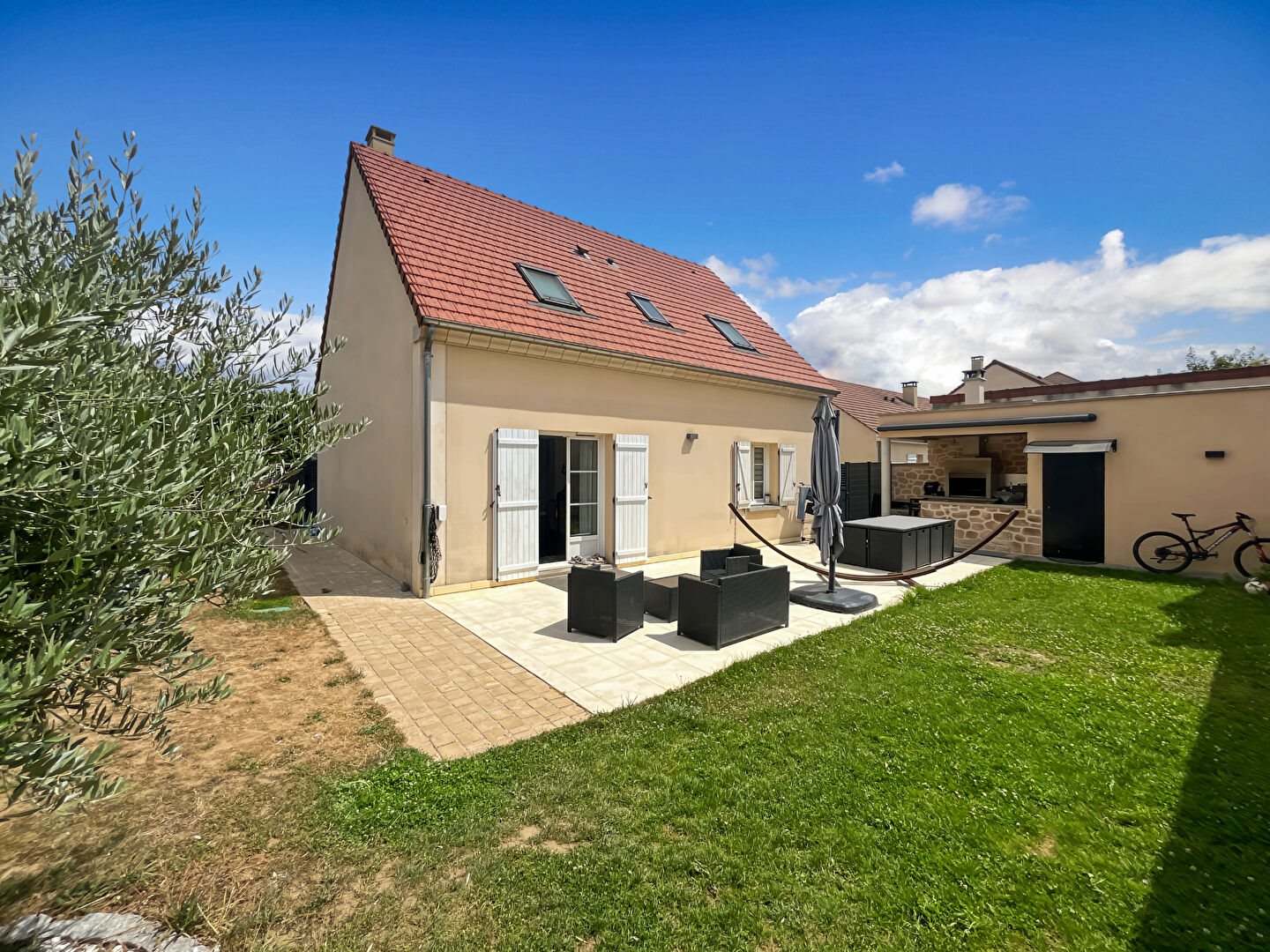 Maison à vendre, 146m², Les Mureaux