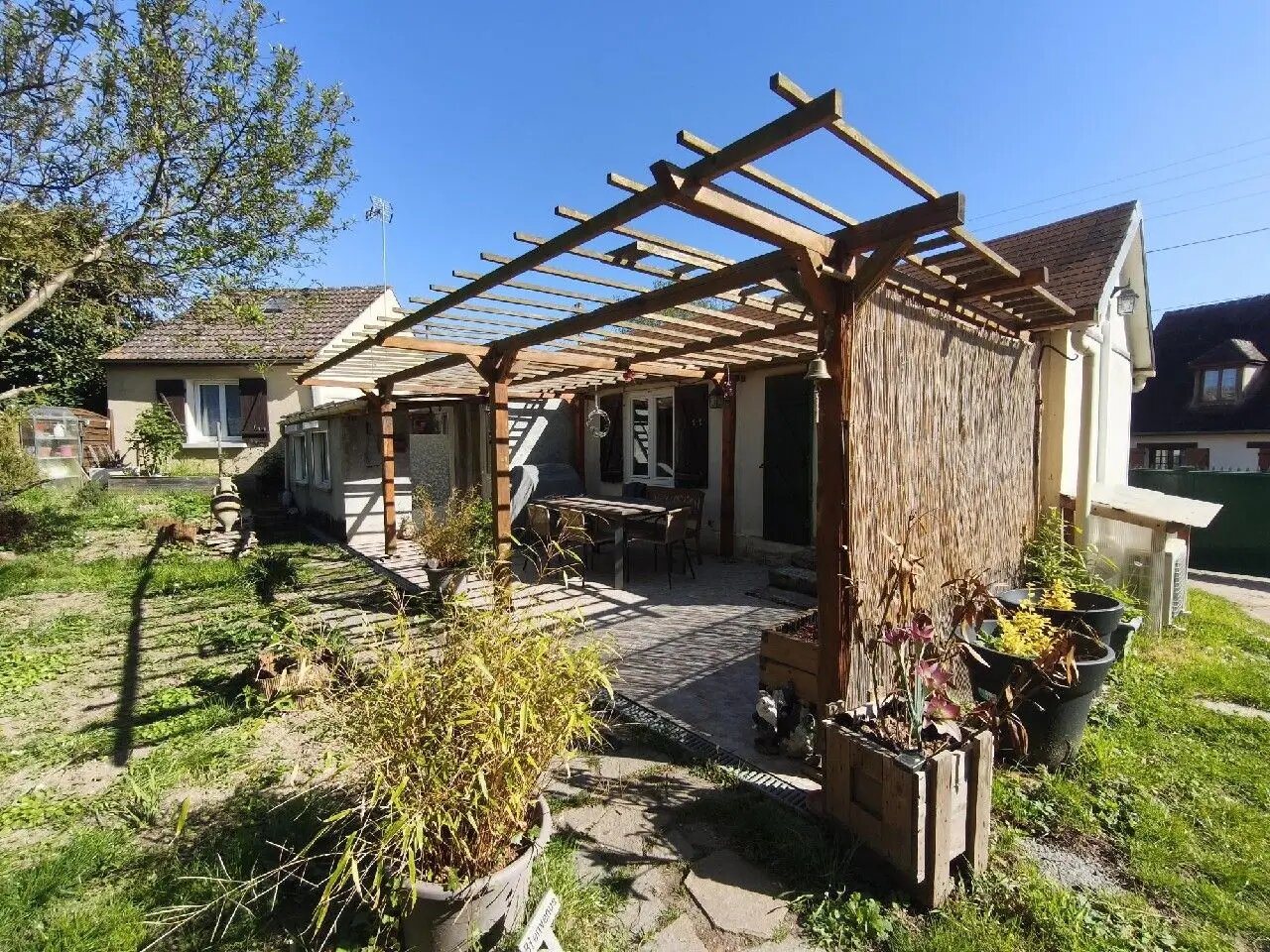 Maison à vendre, 93m², D'Huison-Longueville