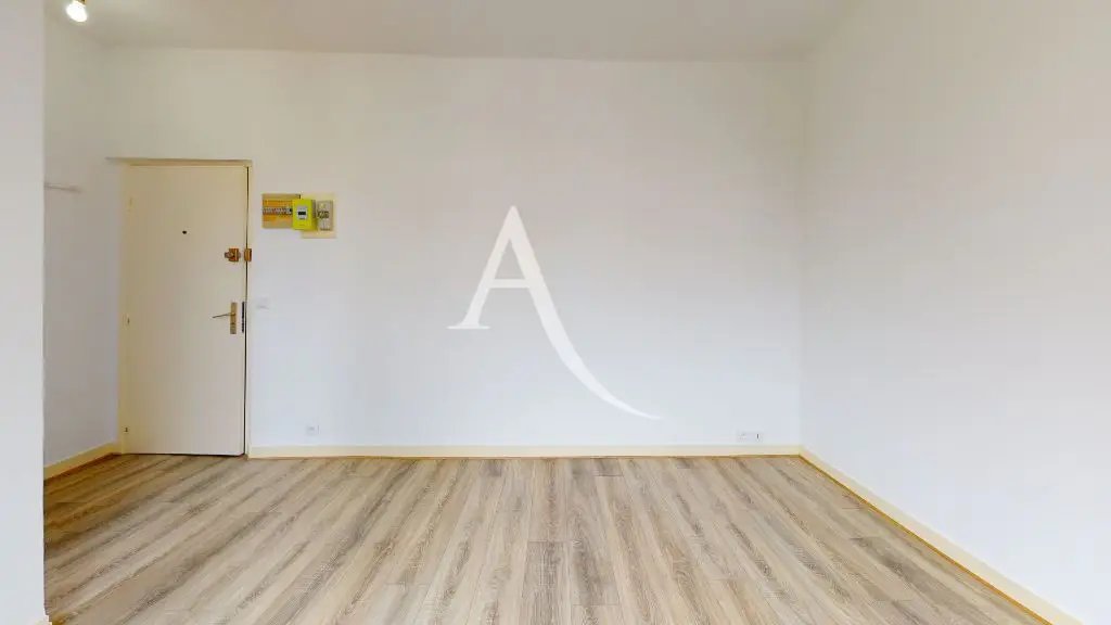 Appartement à louer, 18m², Maisons-Alfort