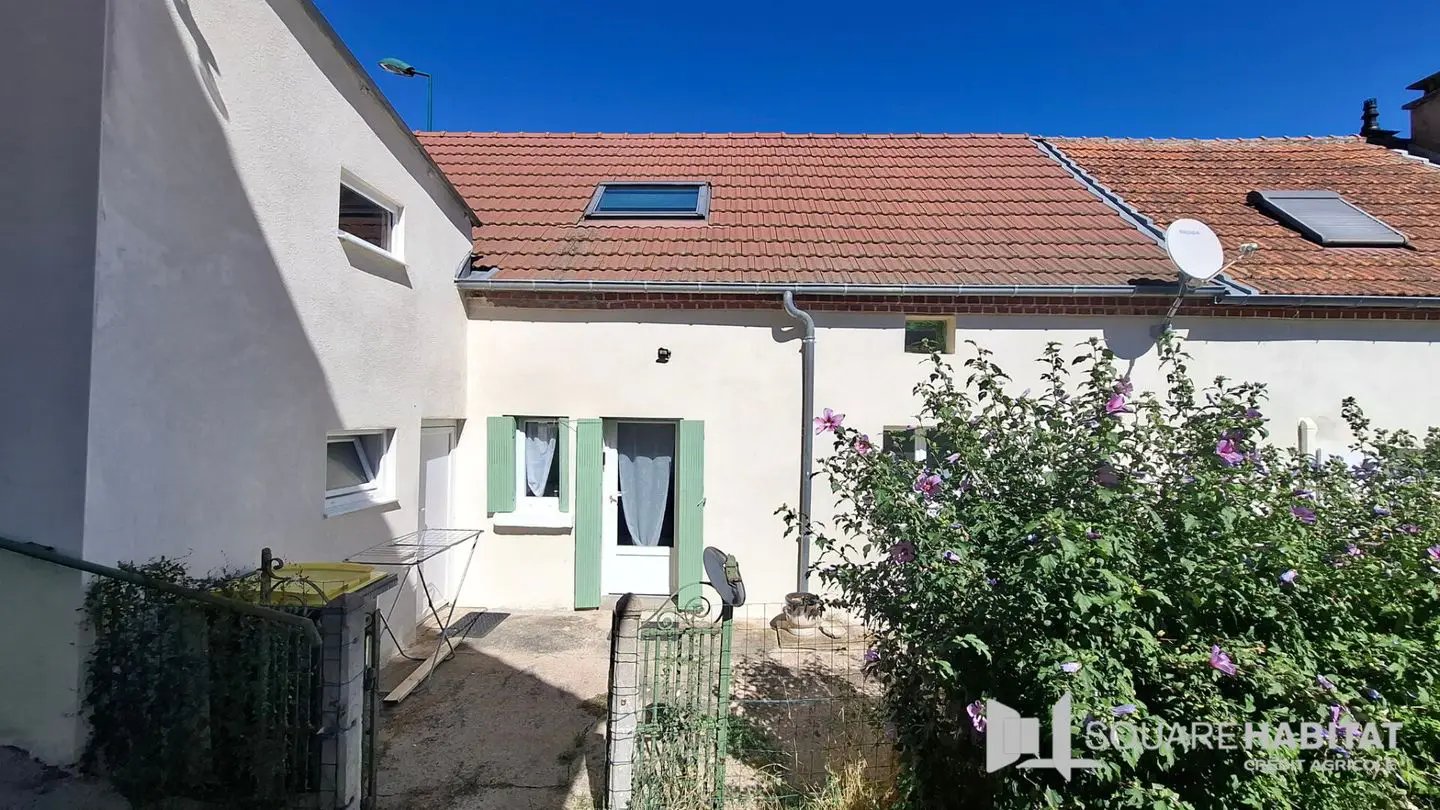 Maison à vendre, 47m², Creuzier-le-Vieux
