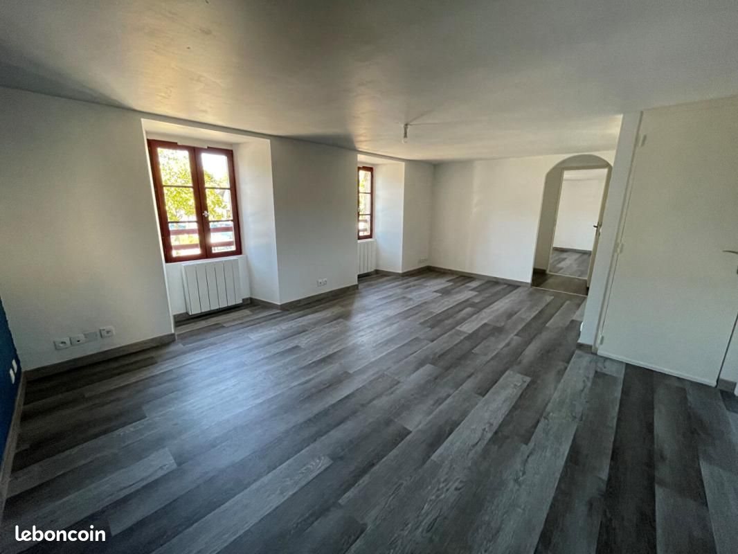 Appartement à vendre, 56m², Ambon