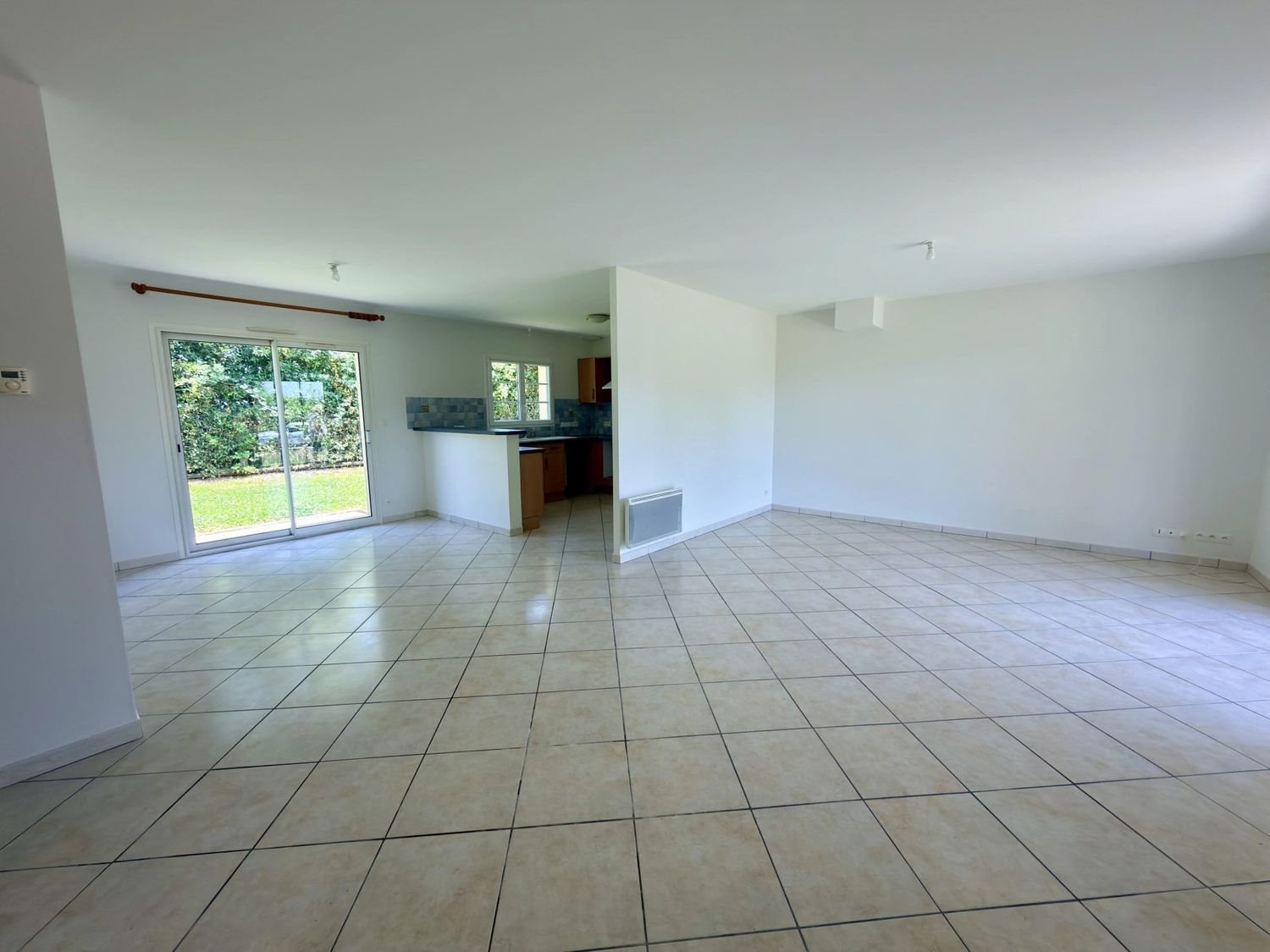 Maison à louer, 96m², Eymet