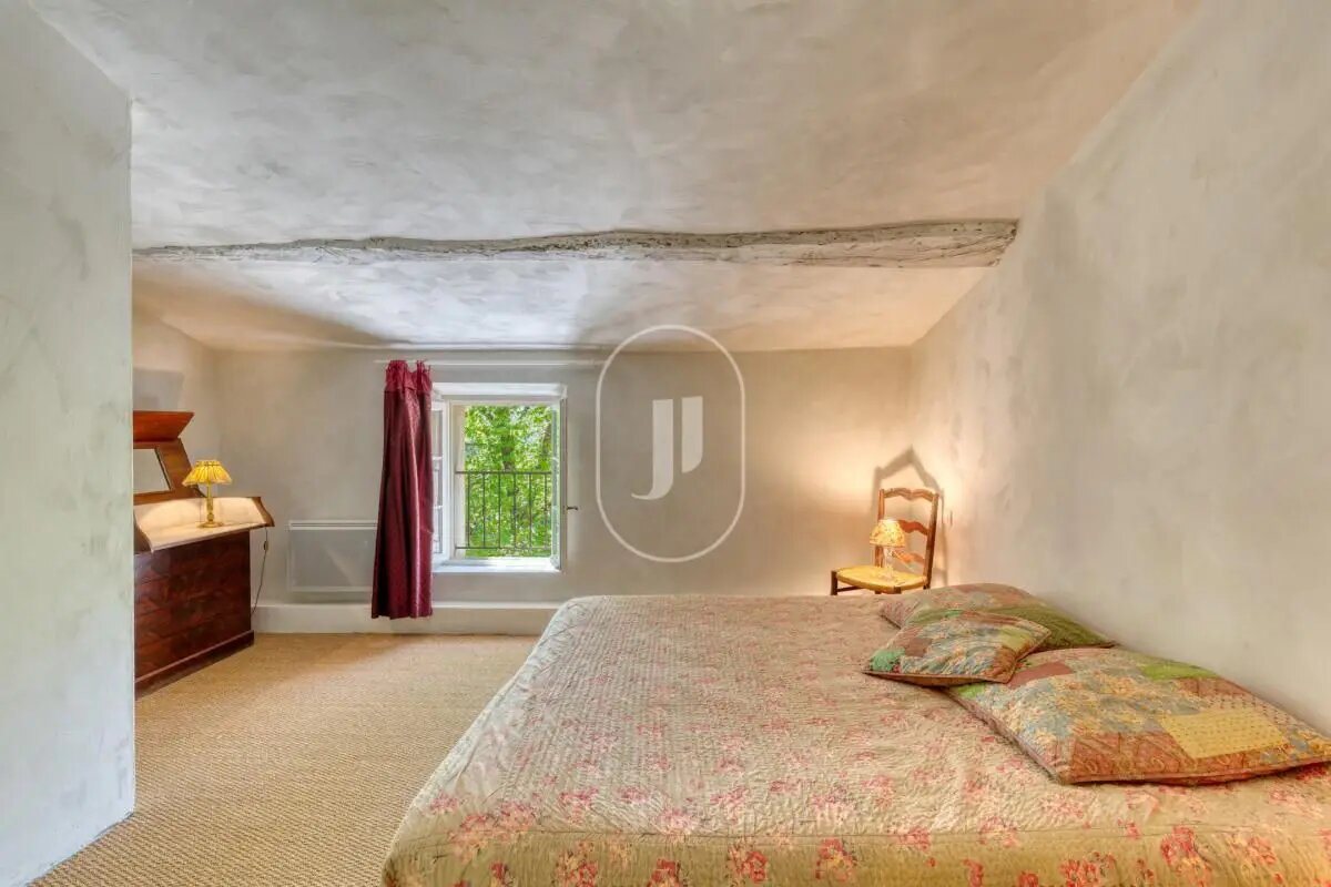 Maison à vendre, 230m², Saint-Antonin-du-Var