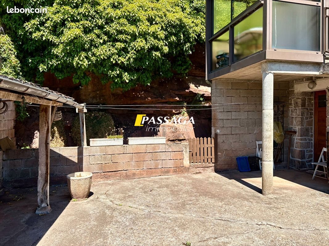 Maison à vendre, 128m², Saint-Laurent-d'Olt