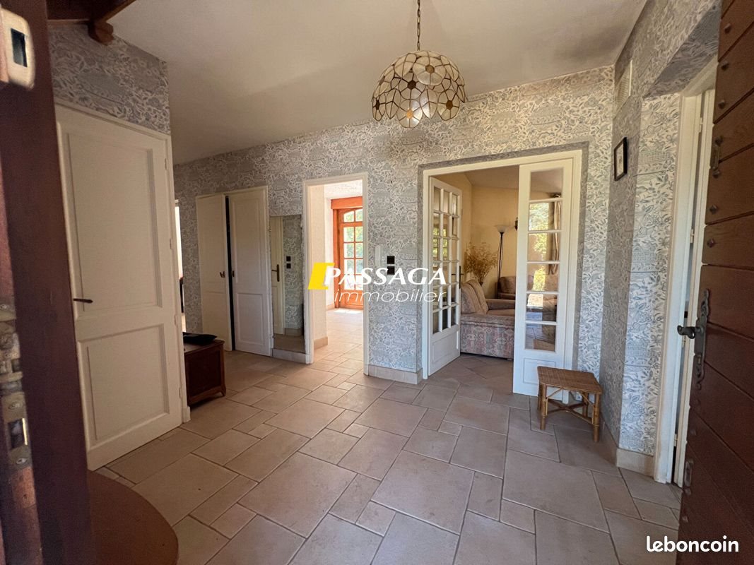 Maison à vendre, 200m², Laissac
