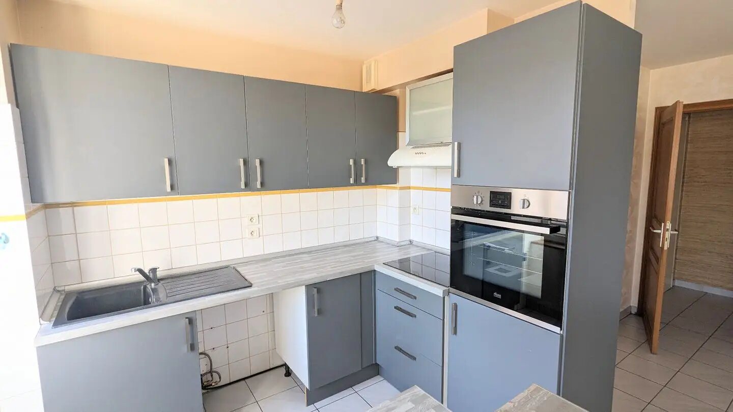 Appartement à louer, 68m², Saint-Geniez-d'Olt