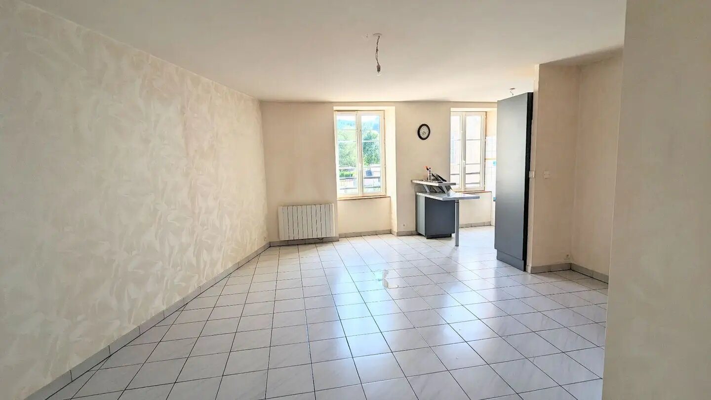 Appartement à louer, 68m², Saint-Geniez-d'Olt