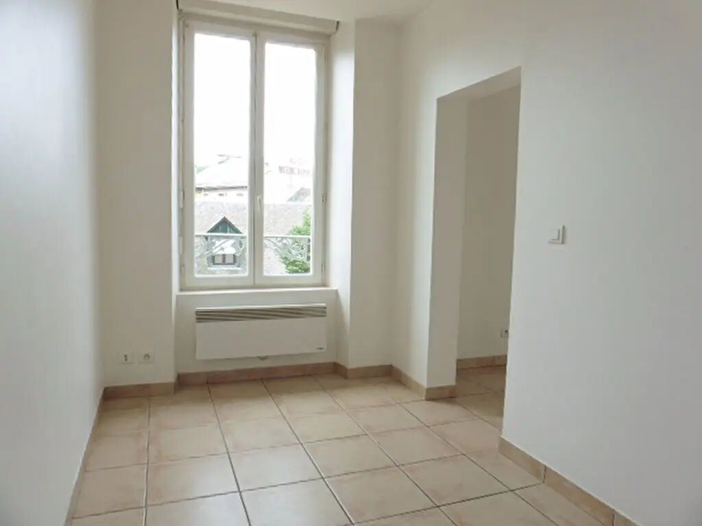 Appartement à louer, 70m², Sévérac-le-Château