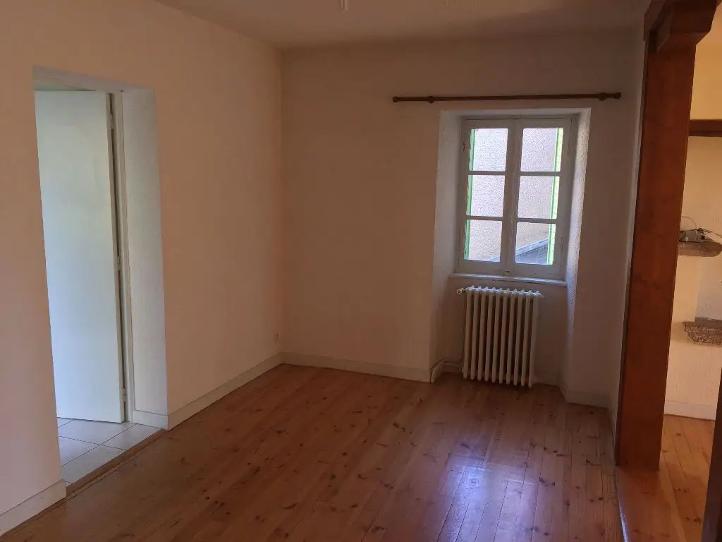 Appartement à louer, 103m², Montrozier