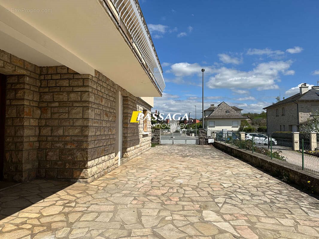 Maison à vendre, 177m², Sévérac-le-Château