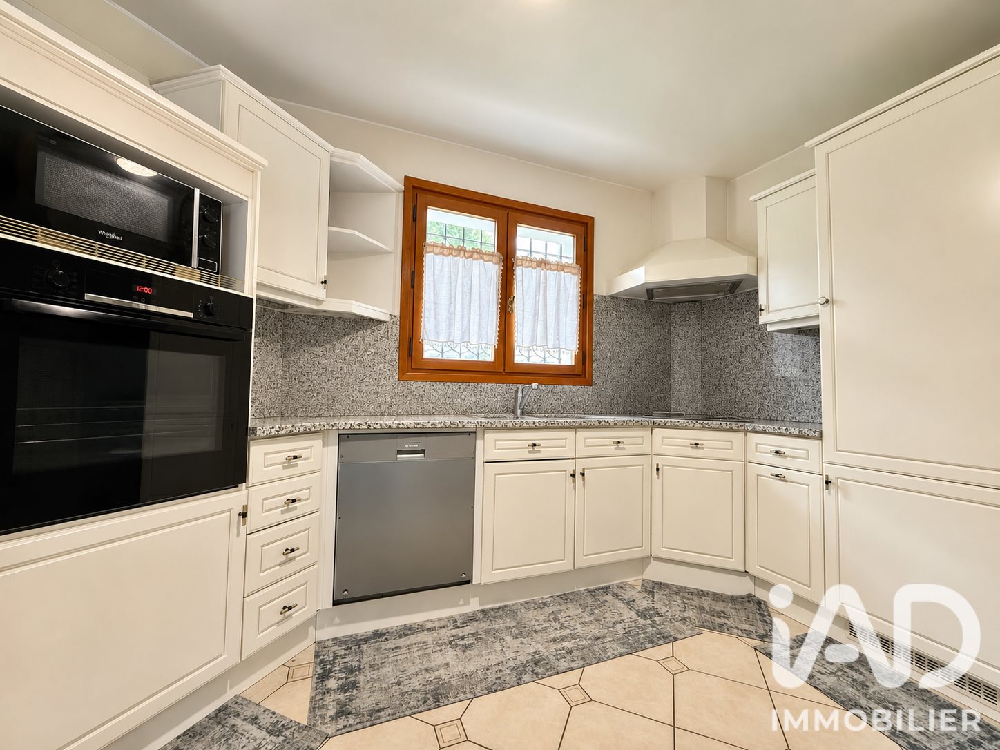 Maison à vendre, 180m², Ornex