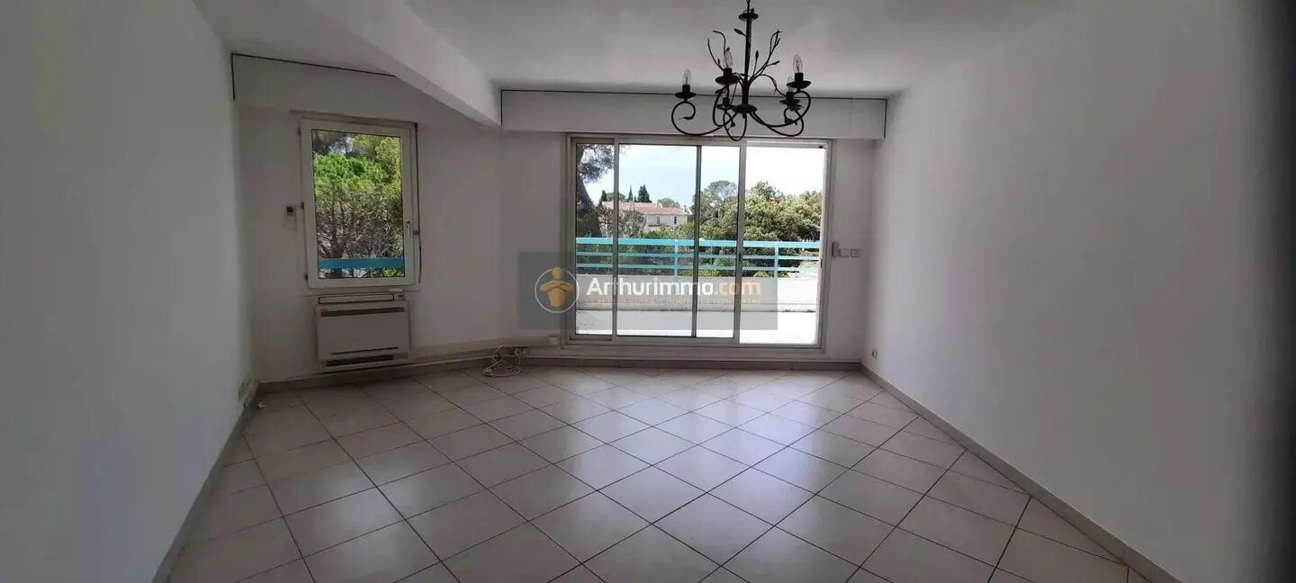 Appartement à louer, 63m², Saint-Raphaël