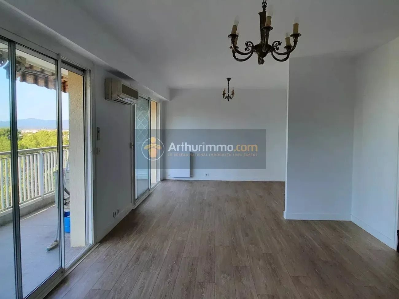 Appartement à louer, NaNm², Saint-Raphaël