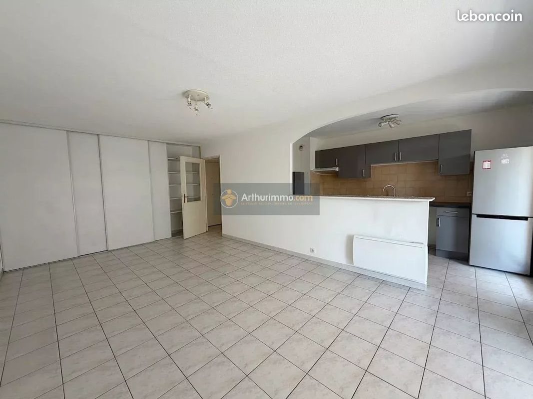 Appartement à louer, 53m², Saint-Raphaël