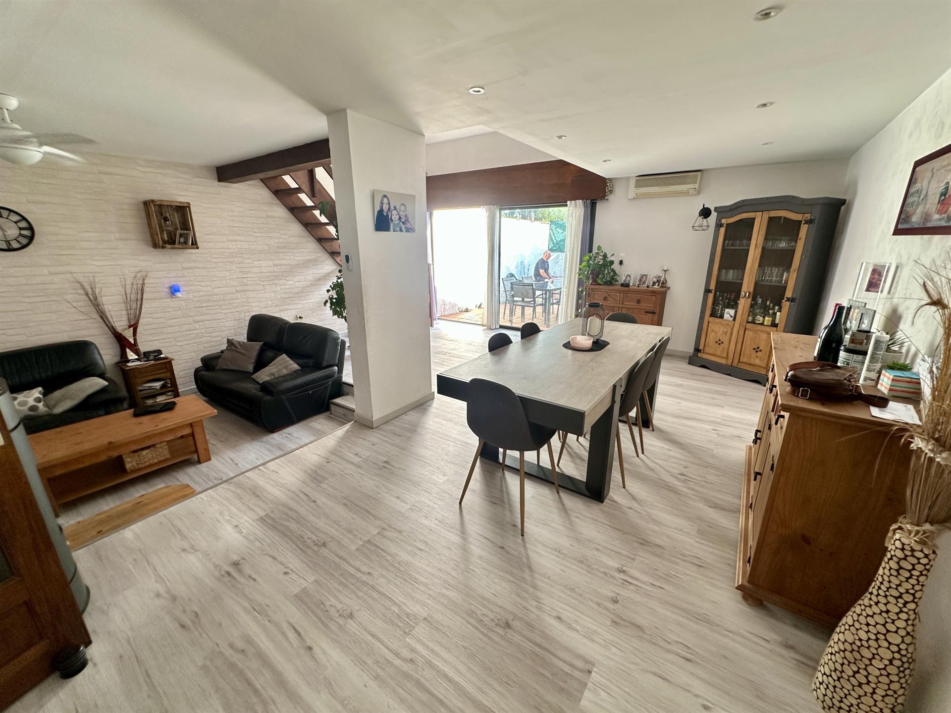 Maison à vendre, 116m², Villemolaque