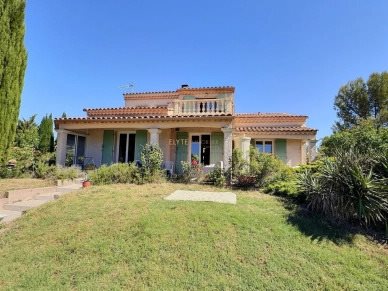 Maison à vendre, 207m², Chargé
