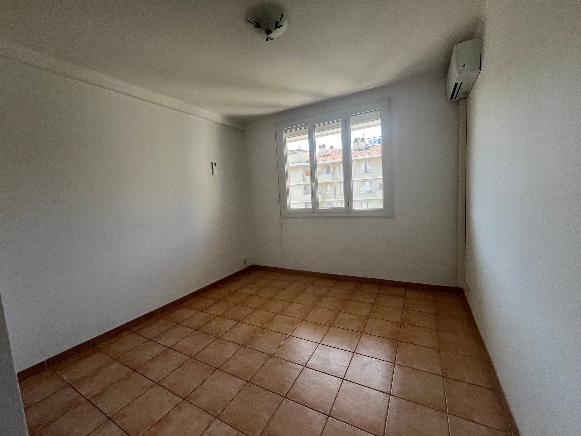 Appartement à vendre, 57m², Toulon