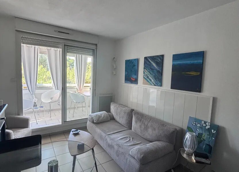 Appartement à louer, 28m², Sanary-sur-Mer