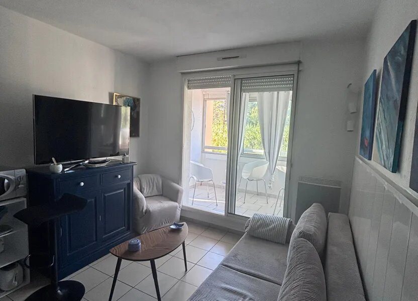 Appartement à louer, 28m², Sanary-sur-Mer