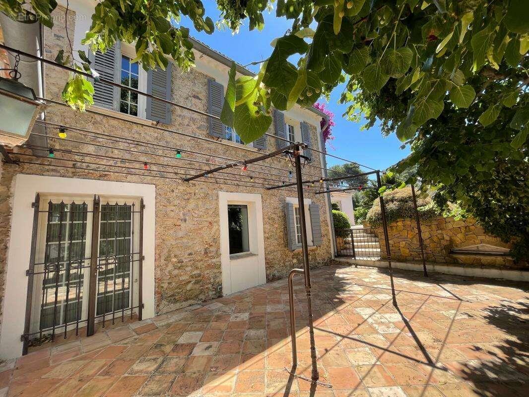 Maison à vendre, 240m², Six-Fours-les-Plages