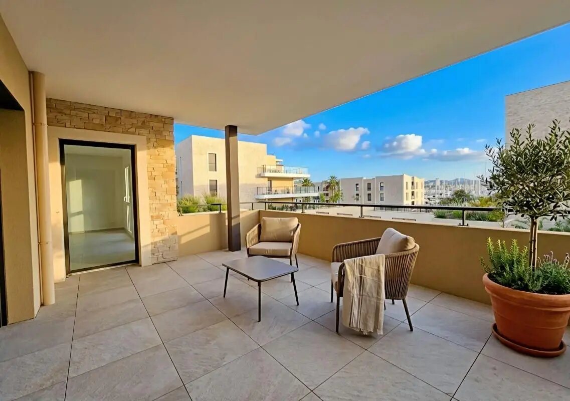 Appartement à vendre, 74m², Saint-Mandrier-sur-Mer