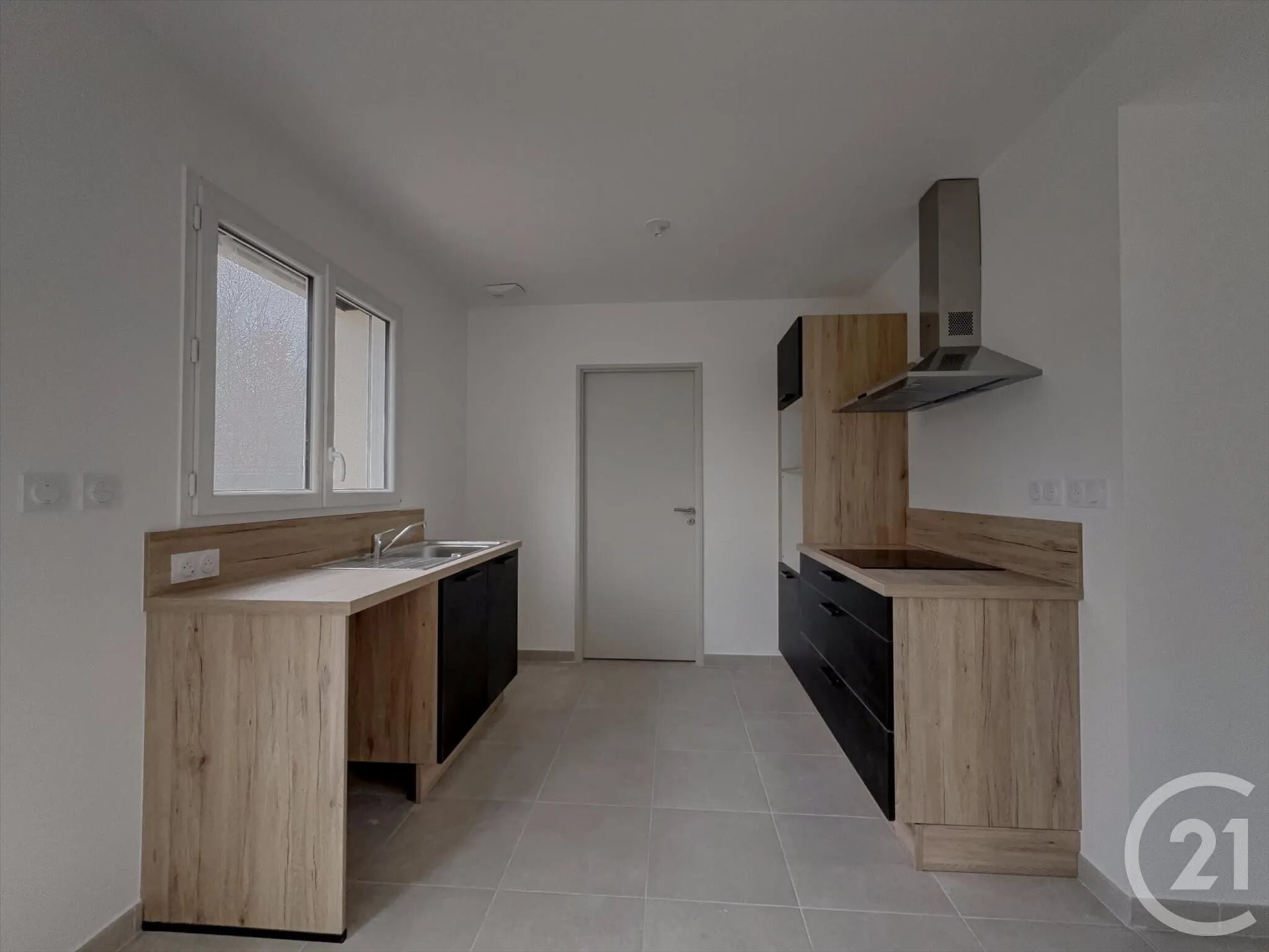 Maison à louer, 92m², Ardon