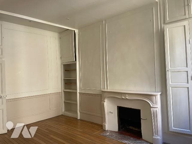 Appartement à louer, 74m², Versailles