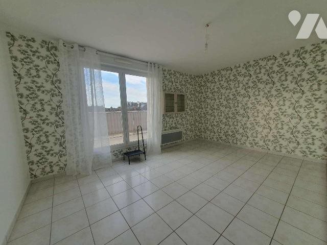 Appartement à louer, 66m², Falaise