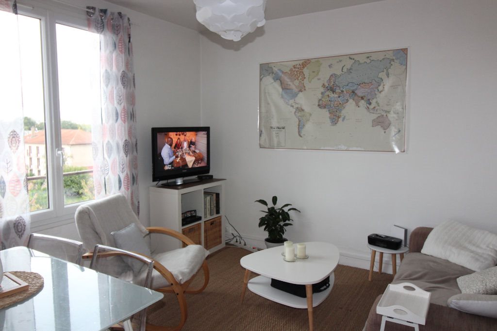 Appartement à louer, 54m², Saint-Rémy