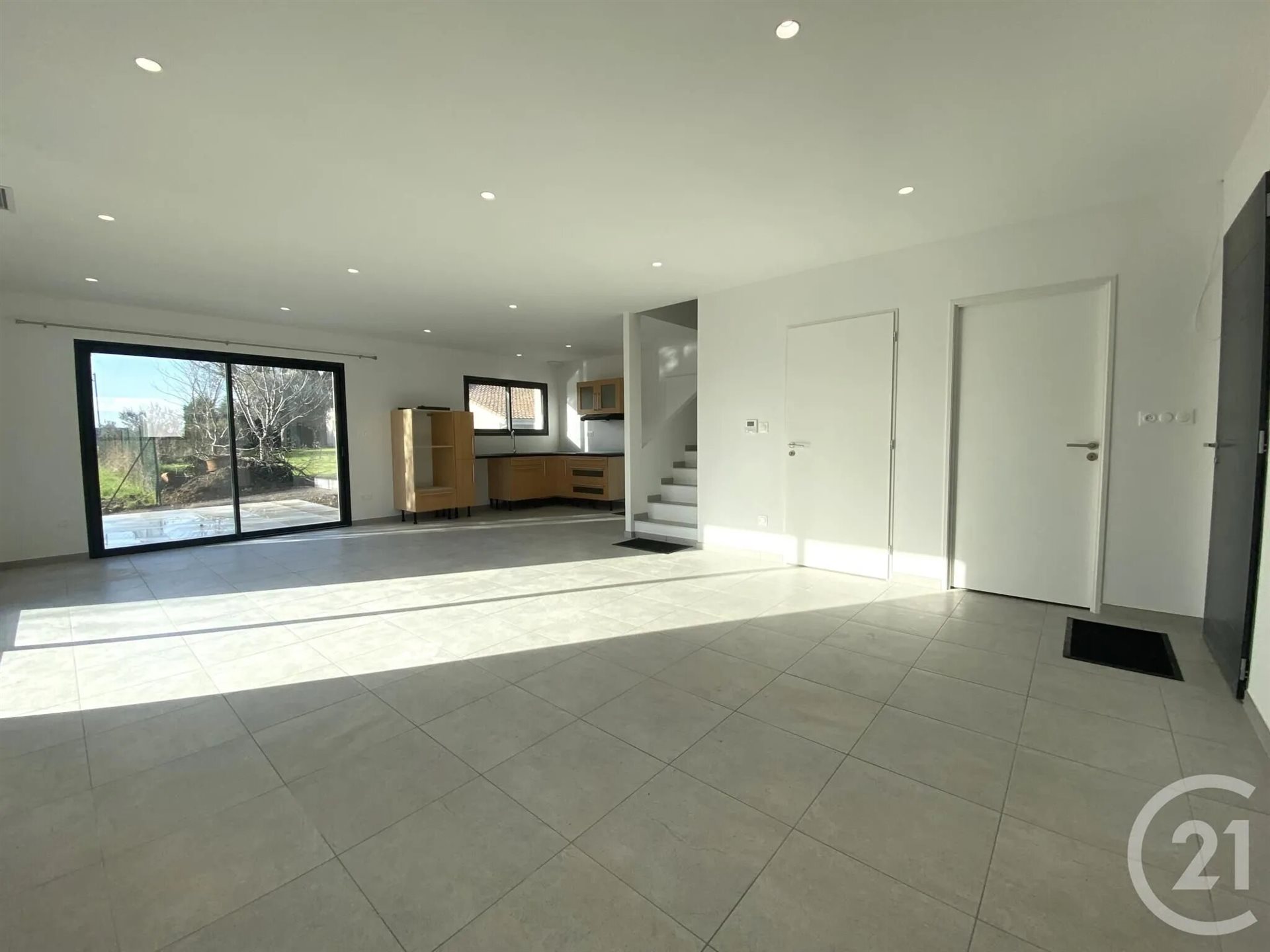 Maison à louer, 100m², Vernet