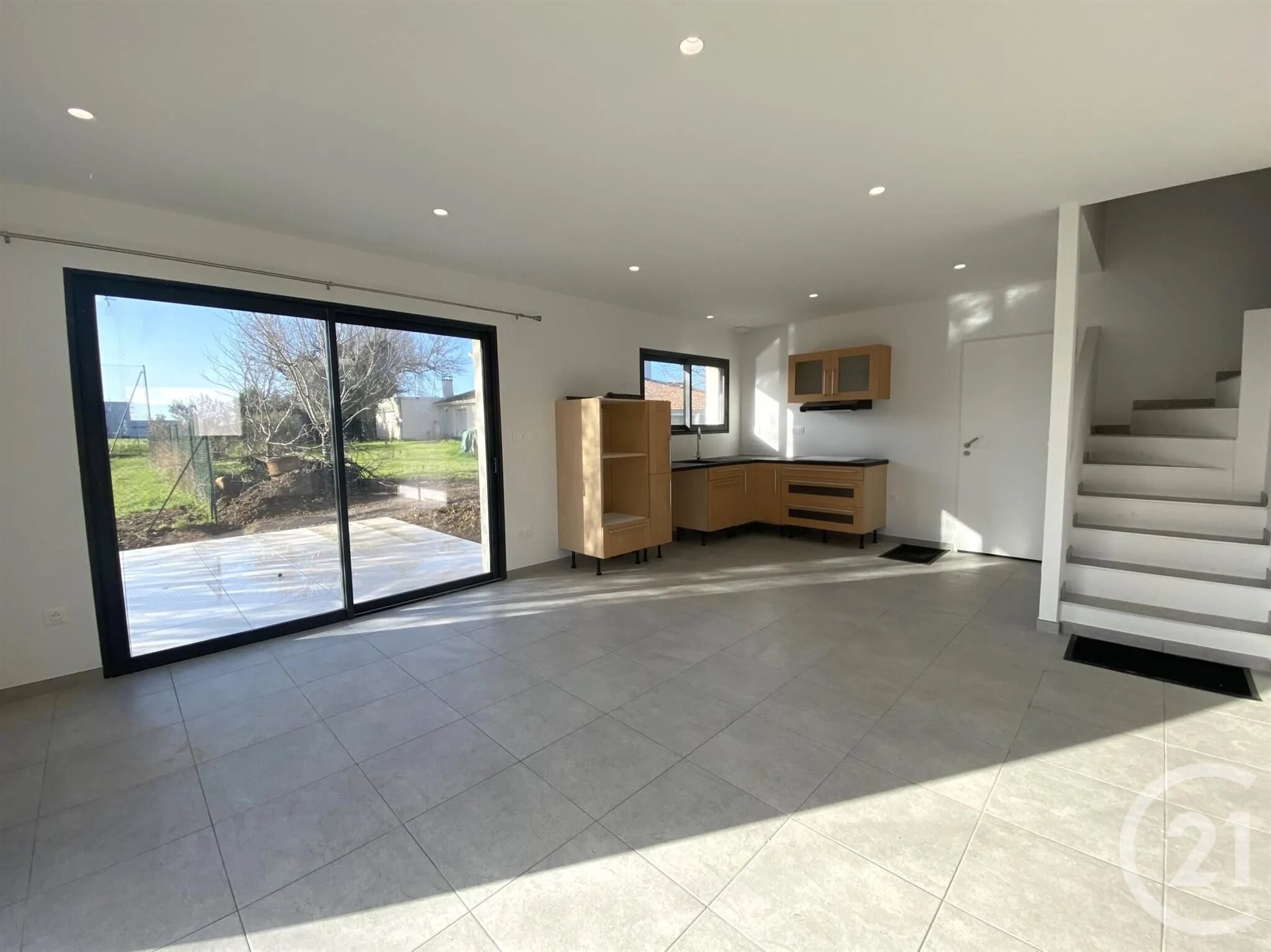 Maison à louer, 100m², Vernet