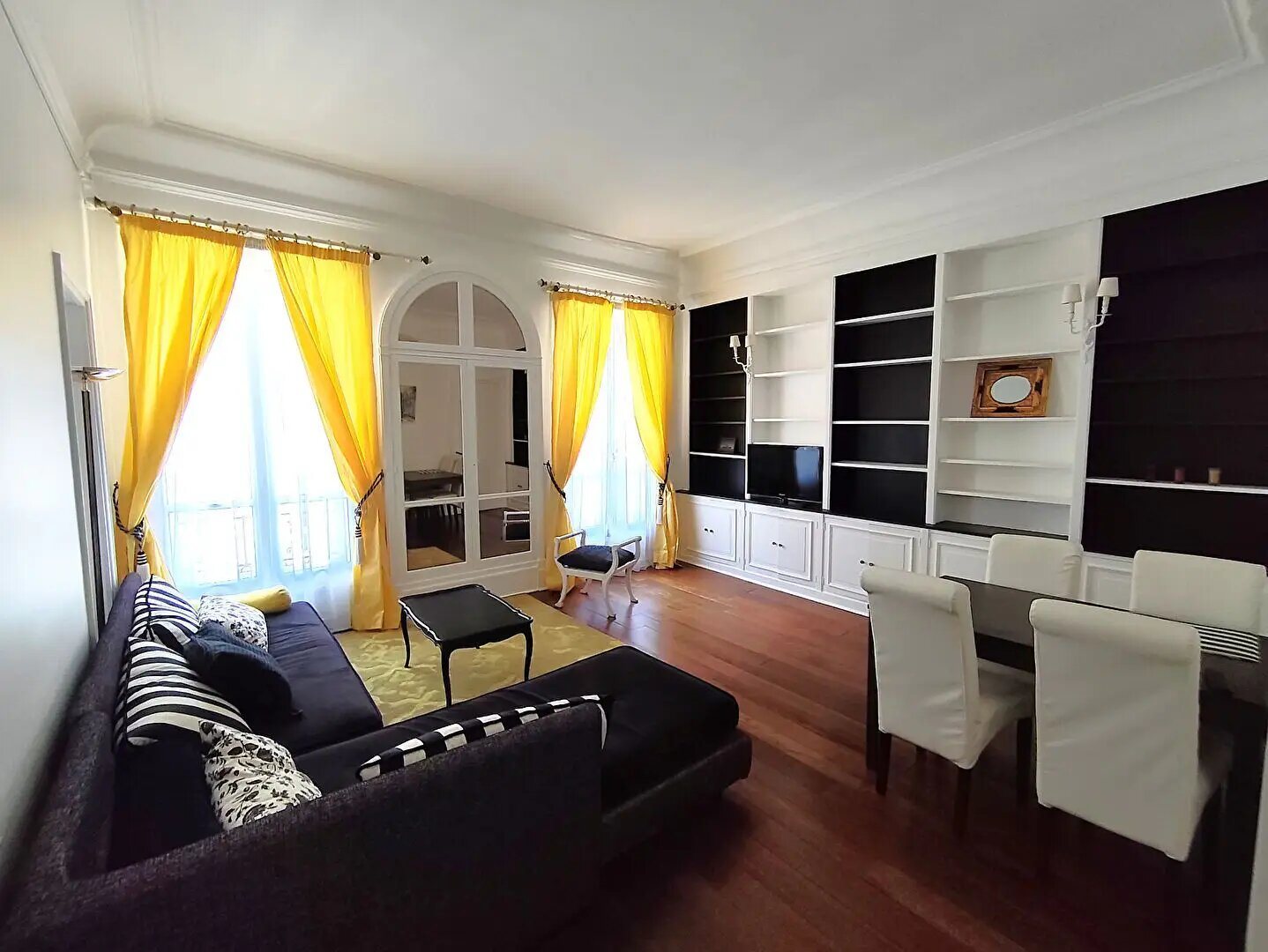 Appartement à louer, 55m², Paris 8ème