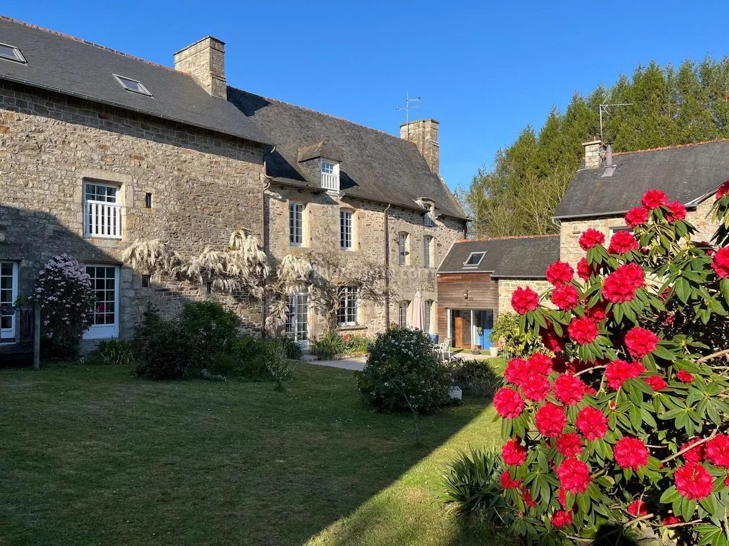 Maison à vendre, 585m², Quévert