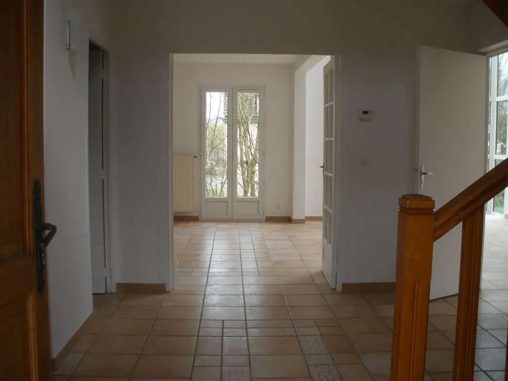 Maison à louer, 195m², Parmain