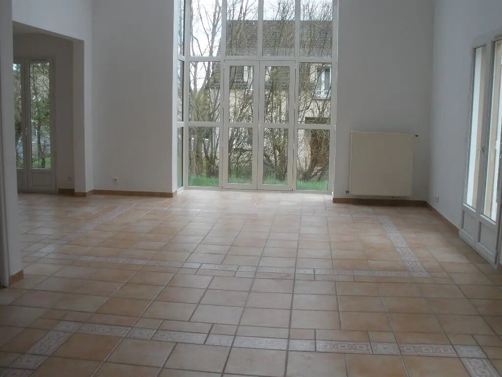 Maison à louer, 195m², Parmain