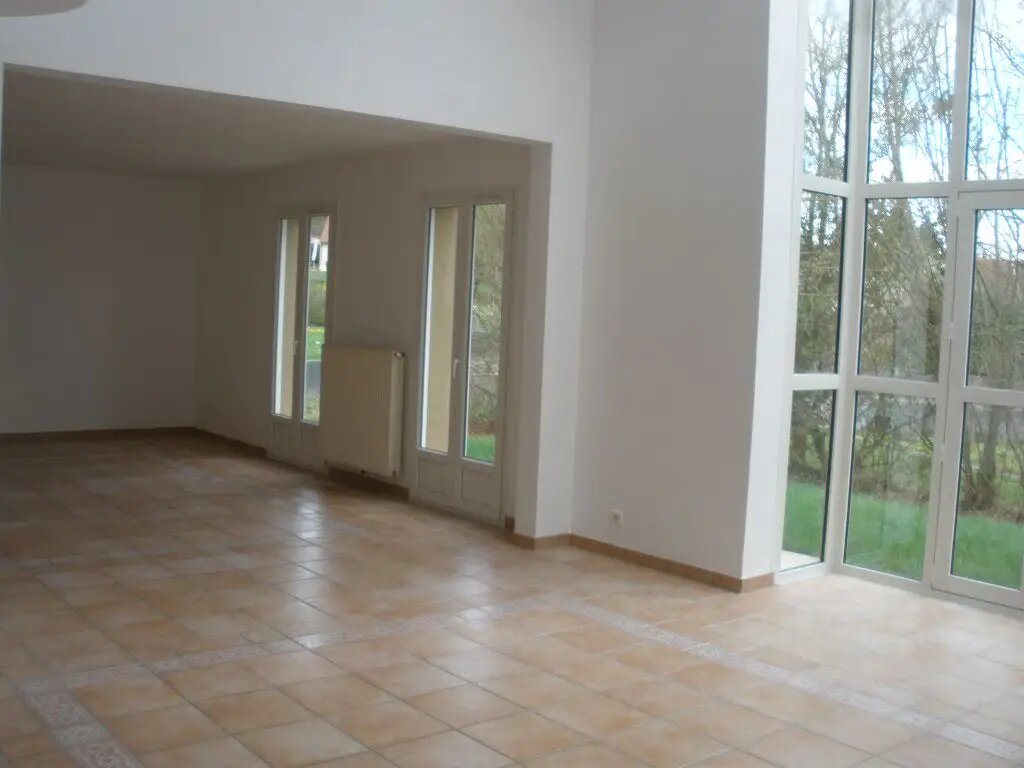 Maison à louer, 195m², Parmain
