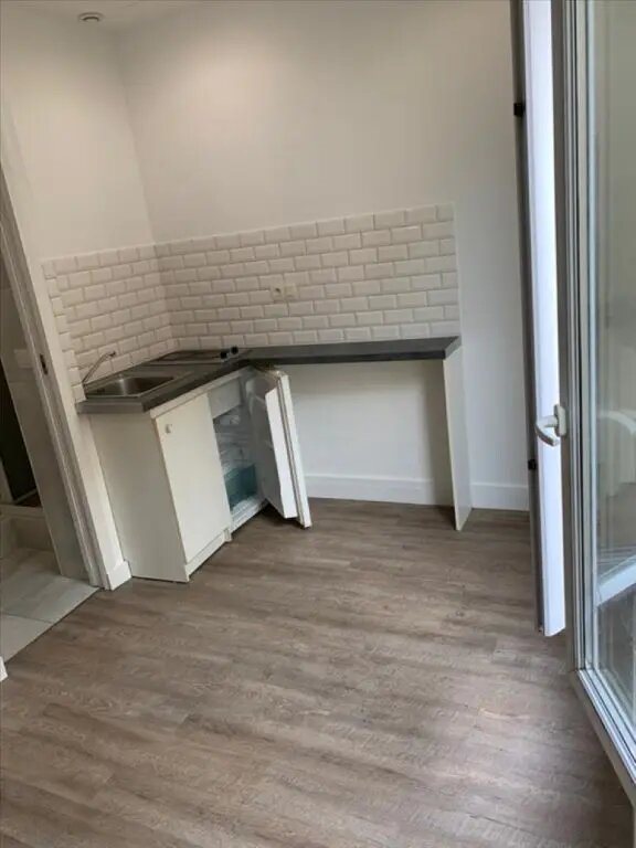 Appartement à louer, 10m², Courbevoie