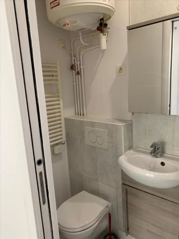 Appartement à louer, 10m², Courbevoie
