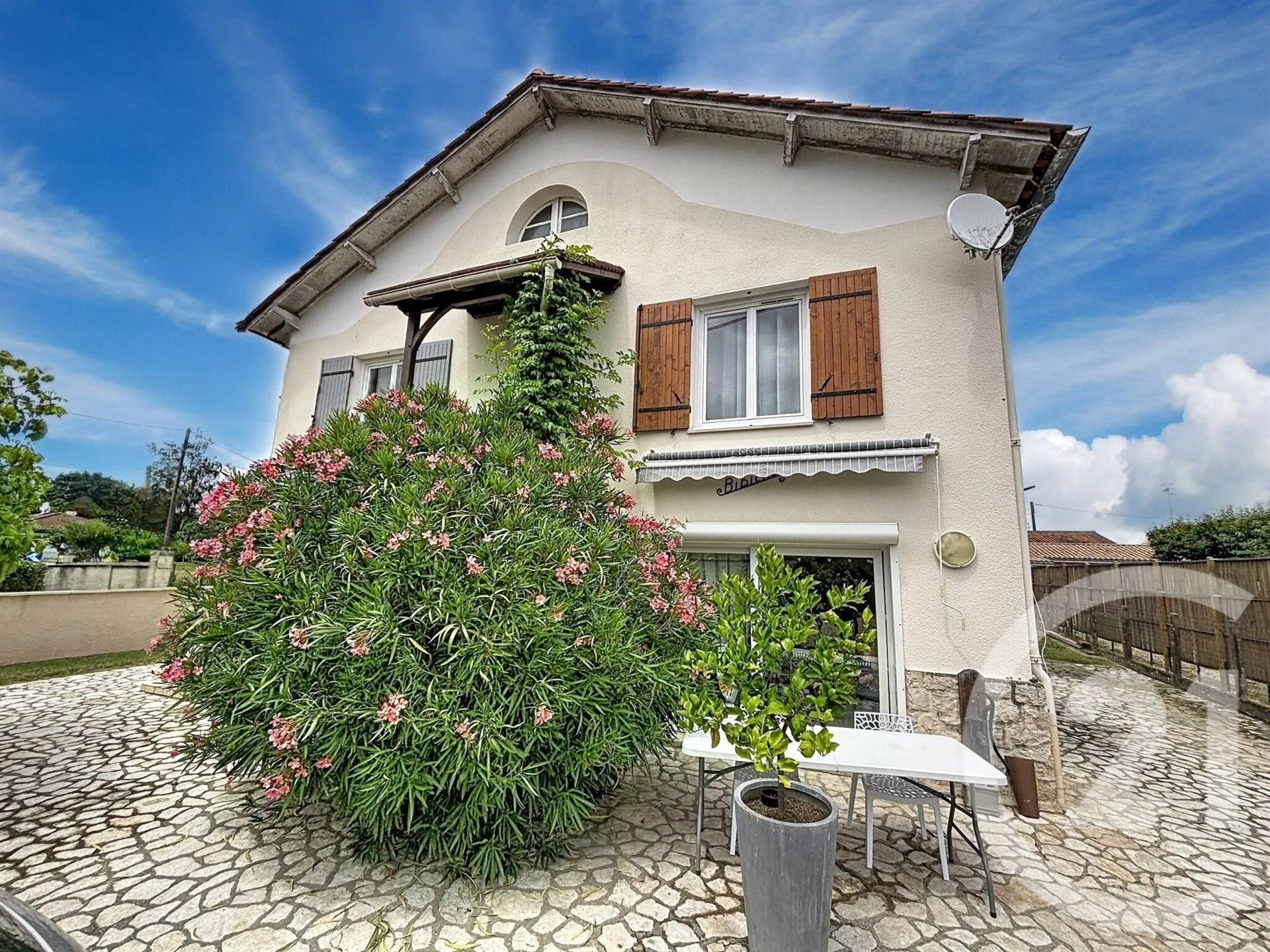 Maison à vendre, 134m², Montpon-Ménestérol