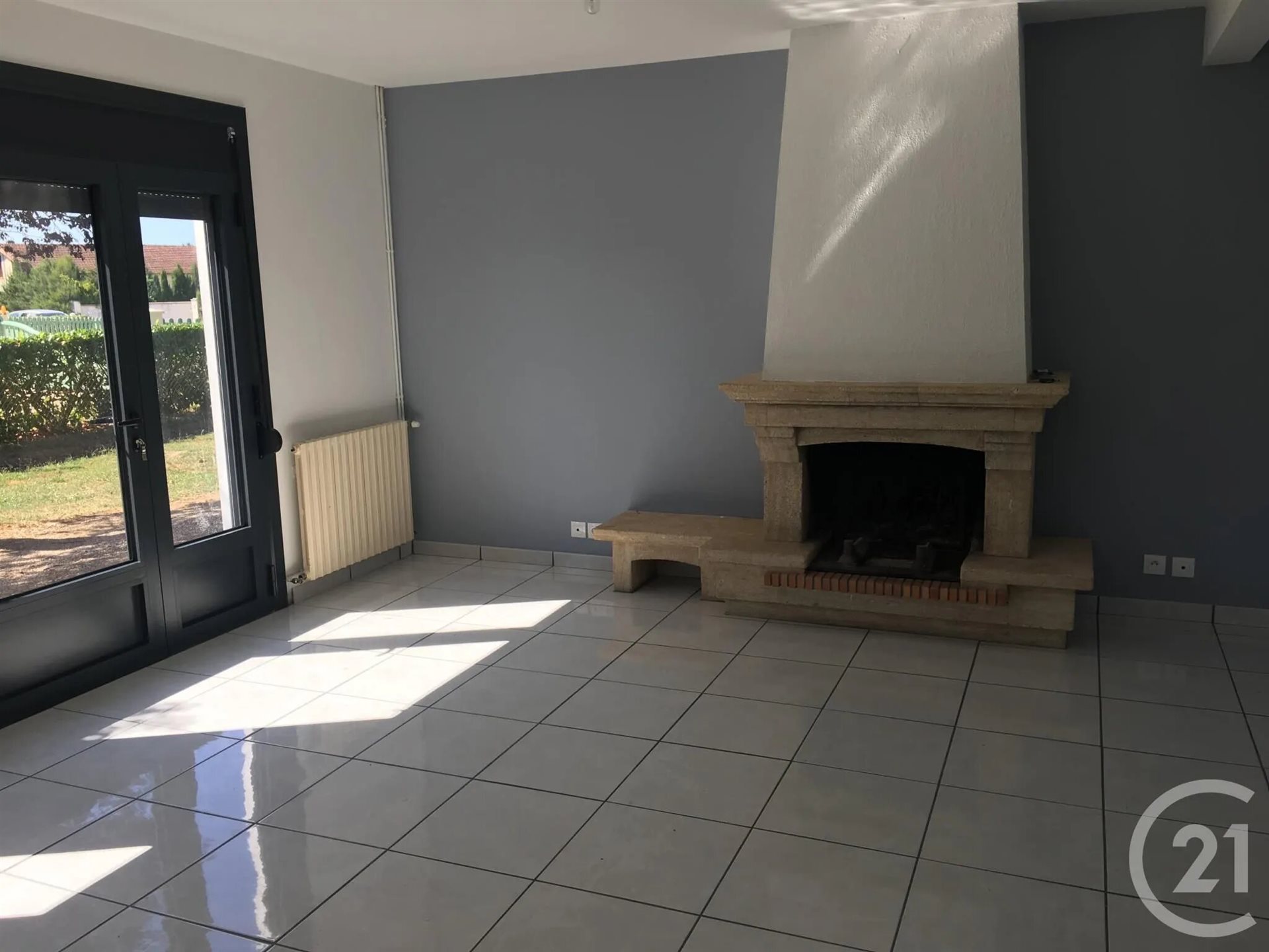 Maison à louer, 82m², Montpon-Ménestérol