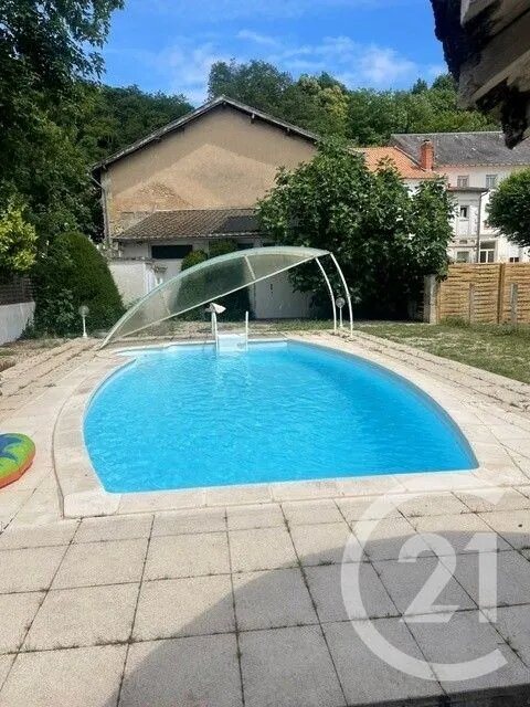 Maison à louer, 156m², Mussidan