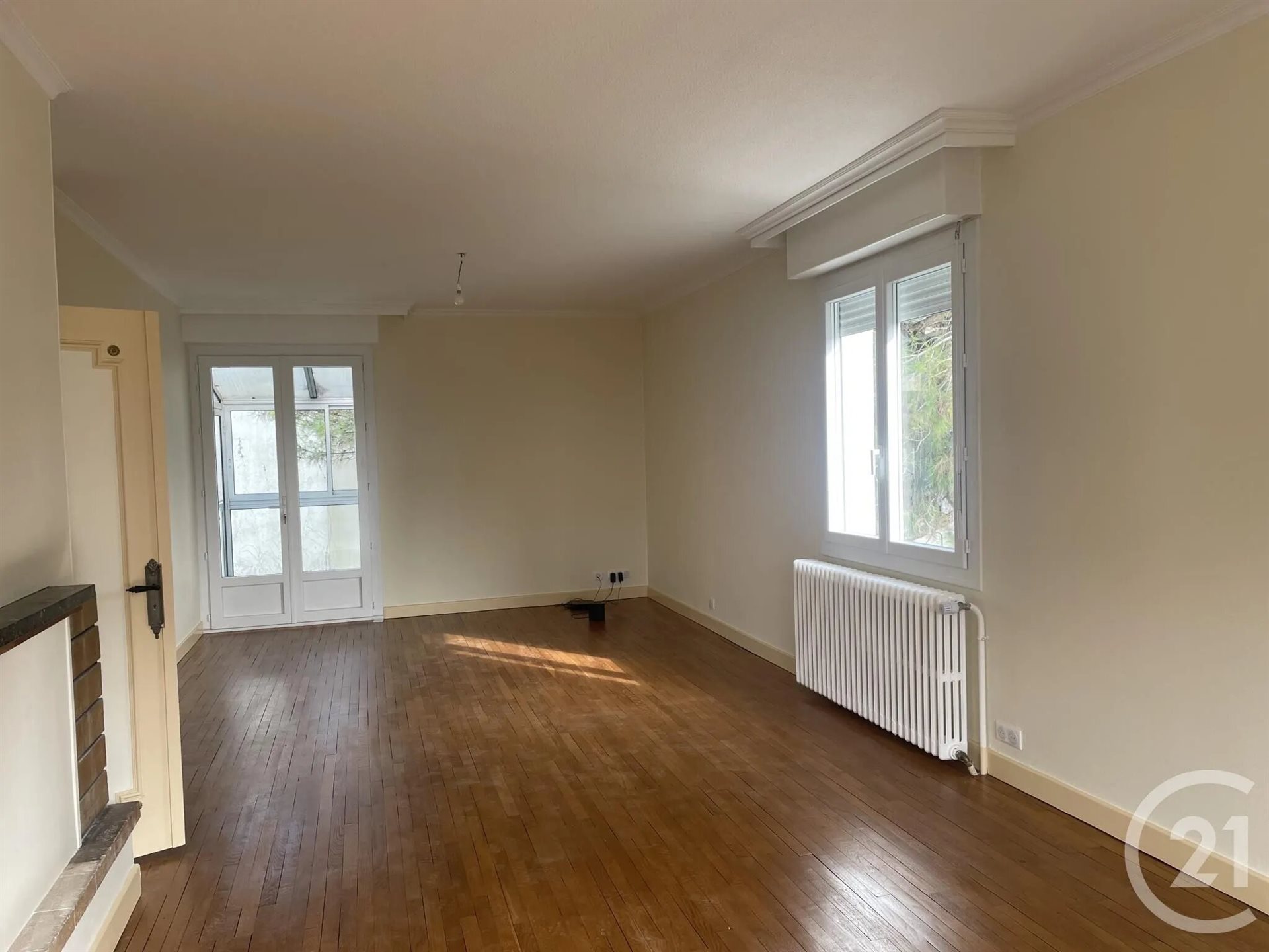 Maison à louer, 156m², Mussidan