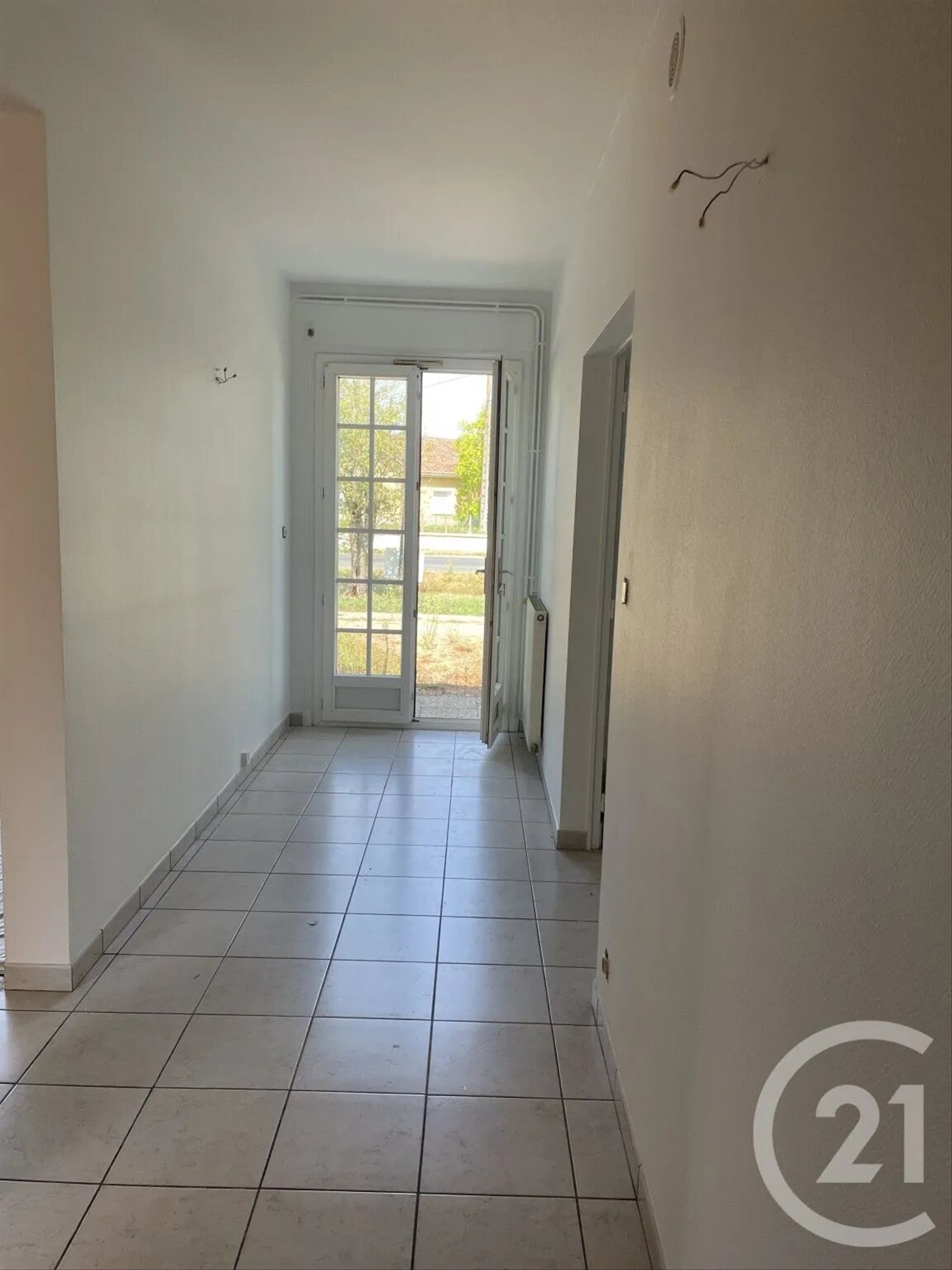 Maison à louer, 120m², Montpon-Ménestérol