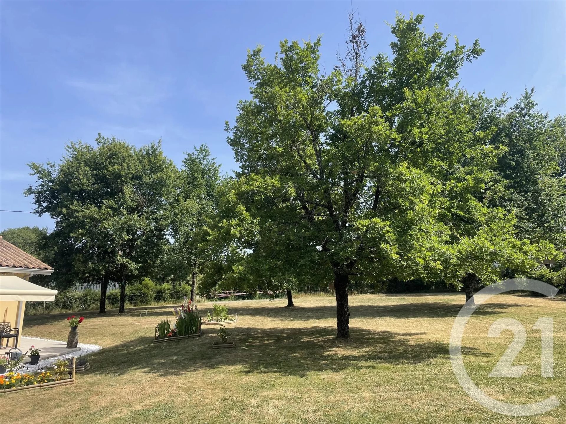 Maison à vendre, 110m², Saint-Martial-d'Artenset