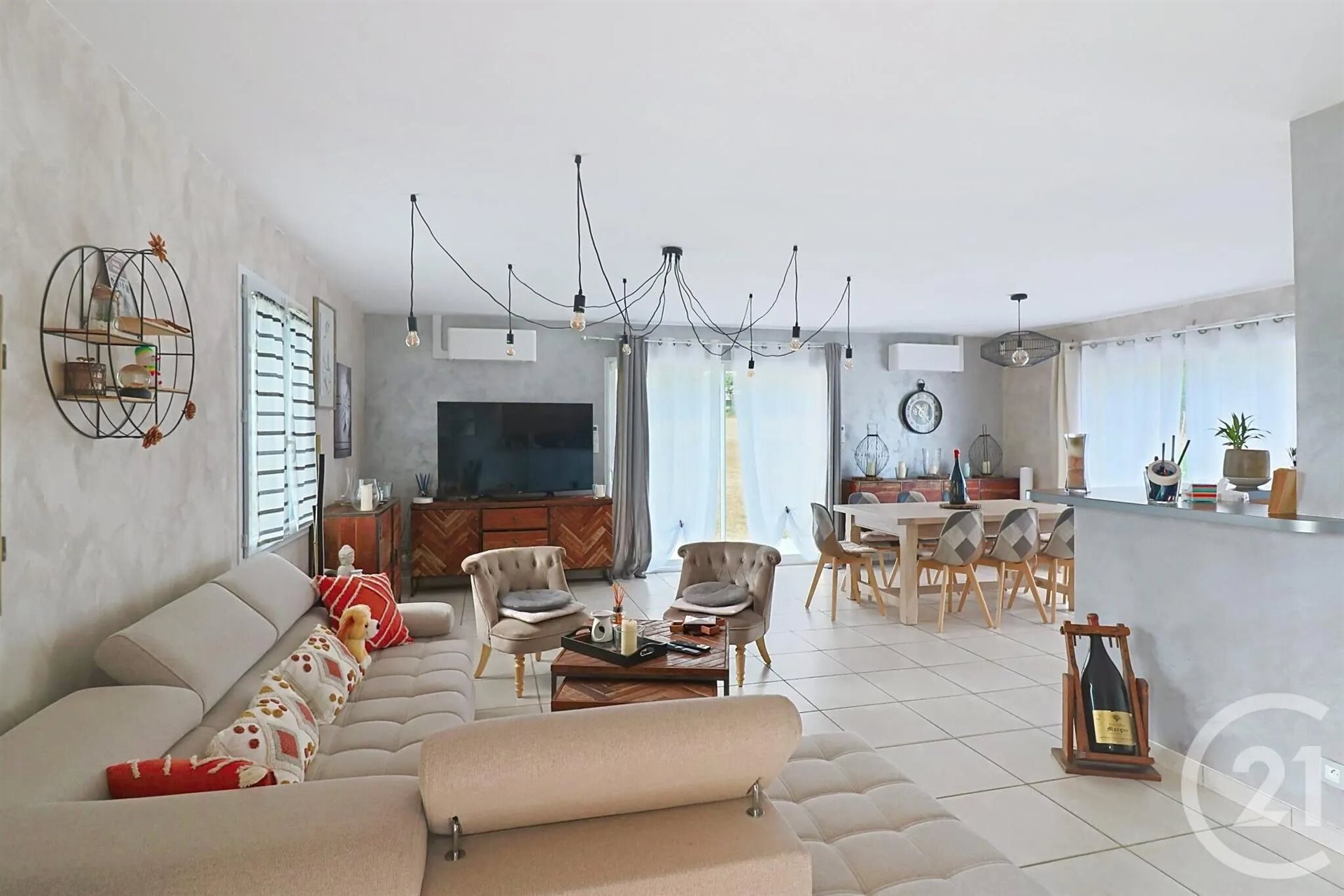 Maison à vendre, 110m², Saint-Martial-d'Artenset
