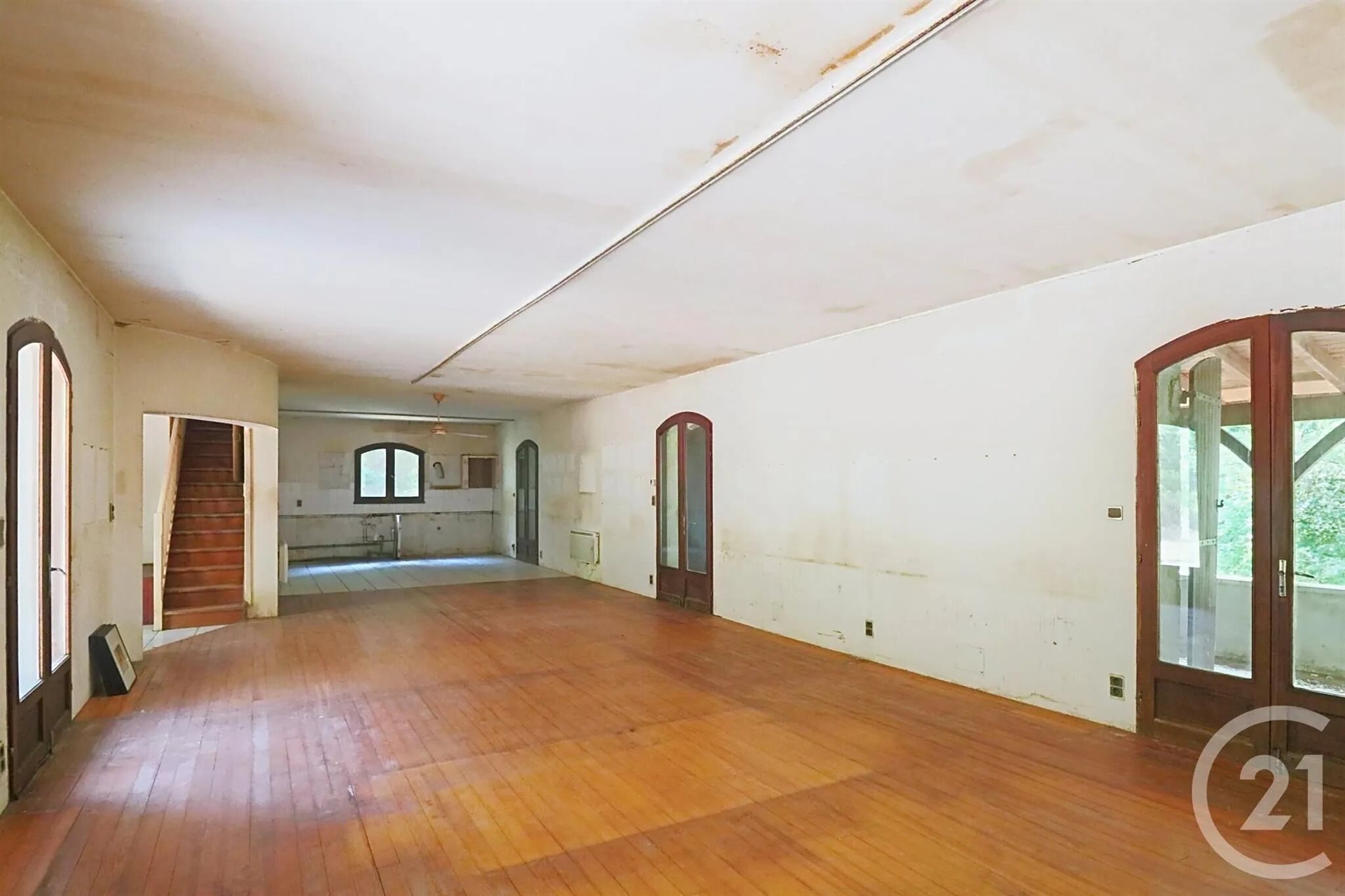 Maison à vendre, 353m², Montpon-Ménestérol