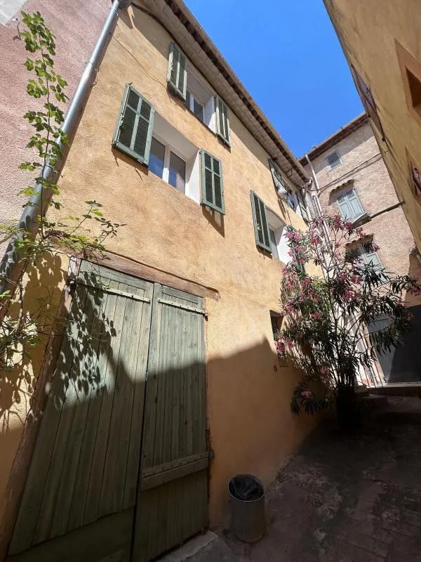 Maison à vendre, 84m², Aups