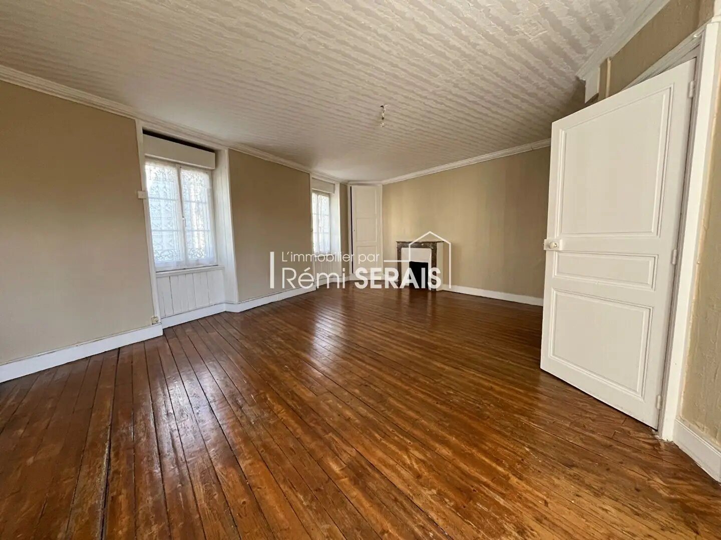 Maison à vendre, 140m², Pierres