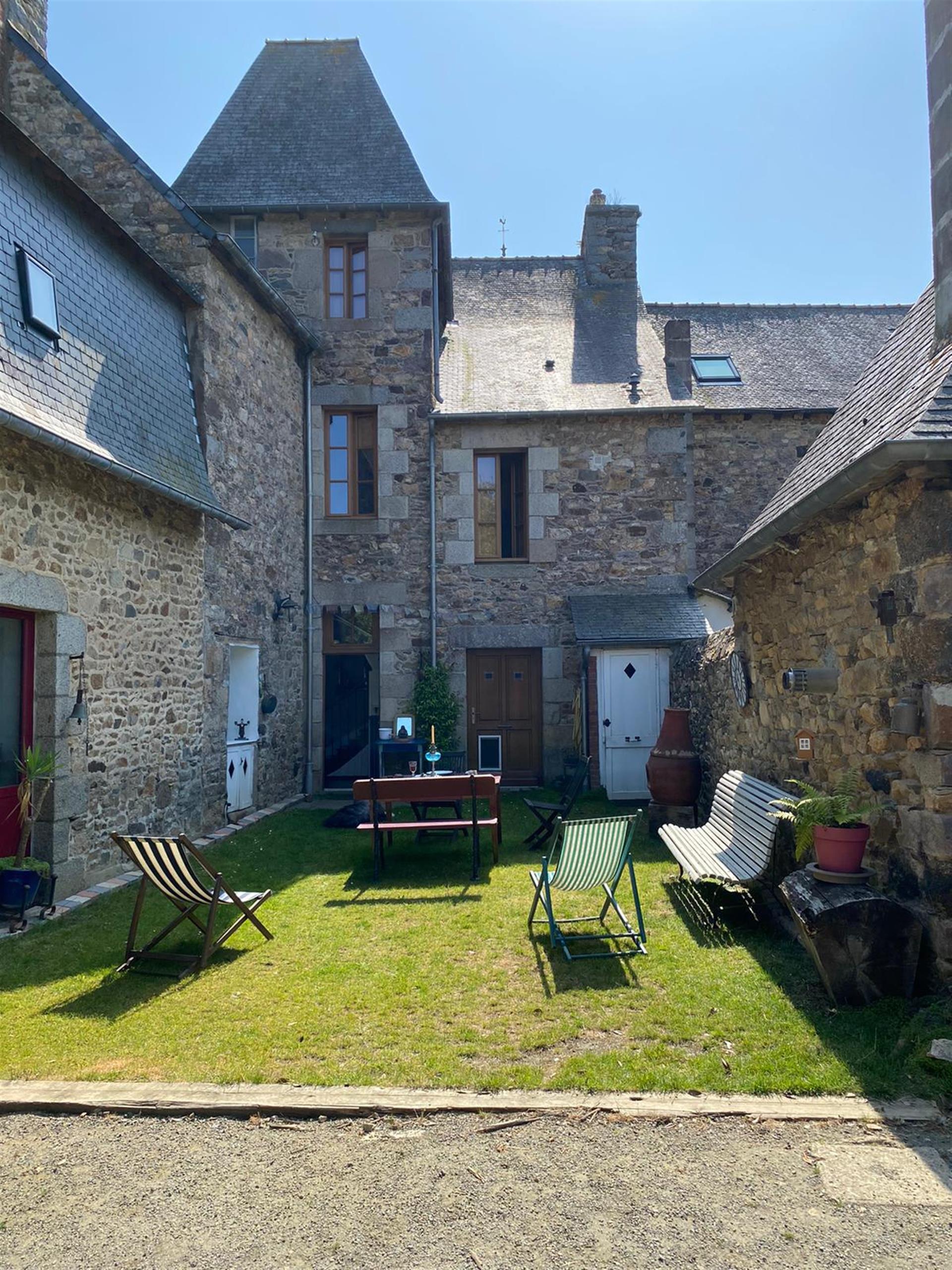 Maison à vendre, 340m², Lanvollon